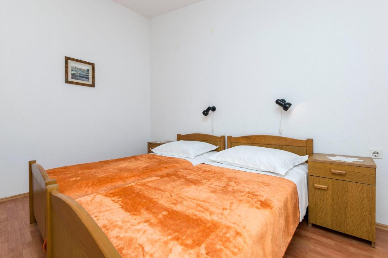Apartments Neda Trogir Bagian luar foto