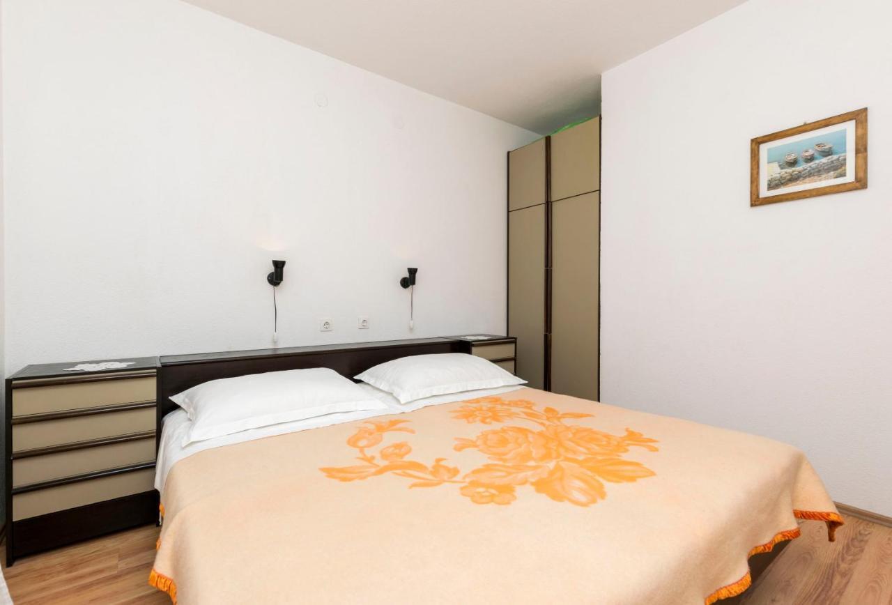 Apartments Neda Trogir Bagian luar foto