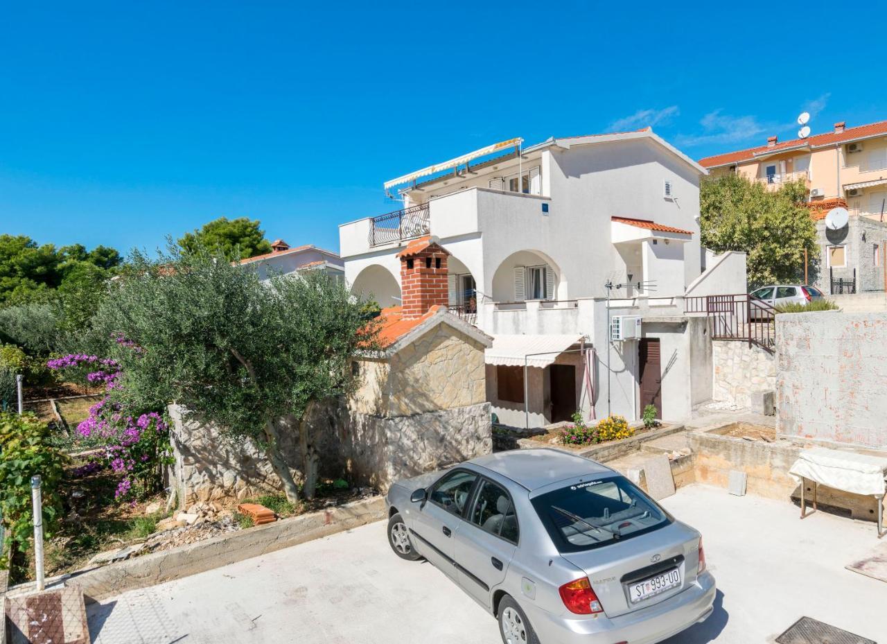 Apartments Neda Trogir Bagian luar foto