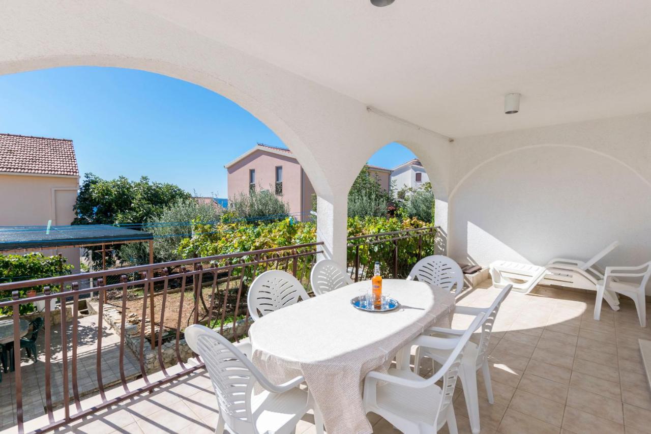 Apartments Neda Trogir Bagian luar foto